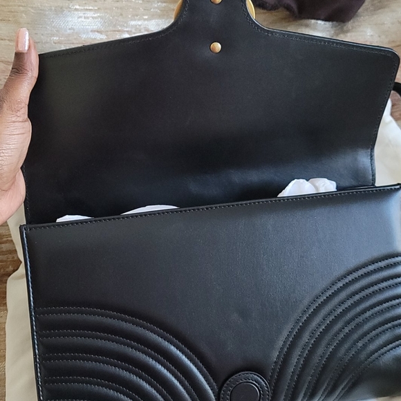 Gucci Marmont Clutch - Picture 6 of 8